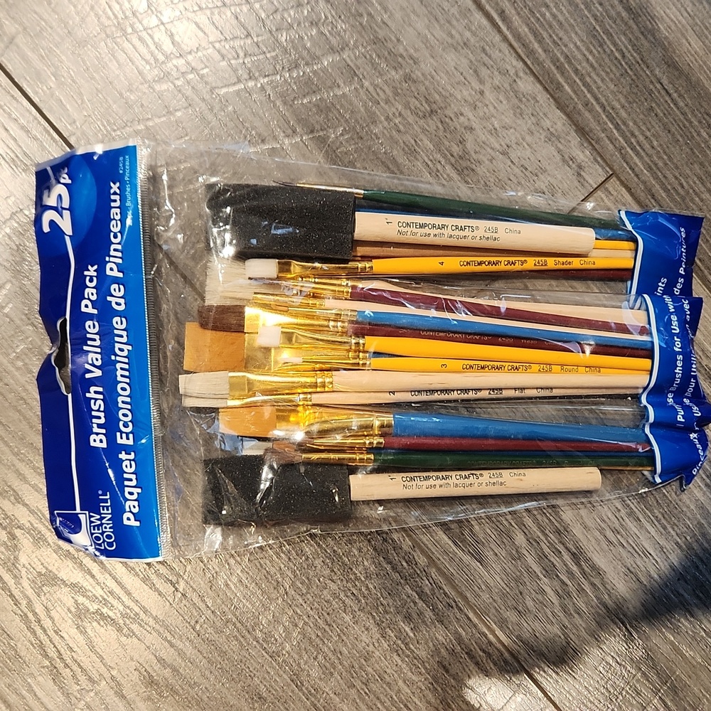 NWT Loew Cornell 25 pc. Brush Value Pack